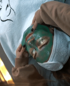 نمونه پاکسازی پوست (کلینیک تخصصی آفرینش)