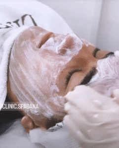نمونه پاکسازی پوست کلینیک زیبایی اسپادانا